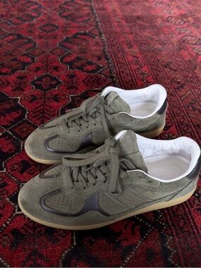 ALOHAS Olive Green Suede Low-Top Sneakers